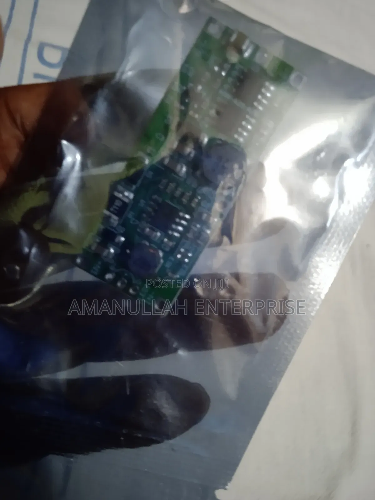 Mini Ups Circuit Board to Provide Backup Power for Devices