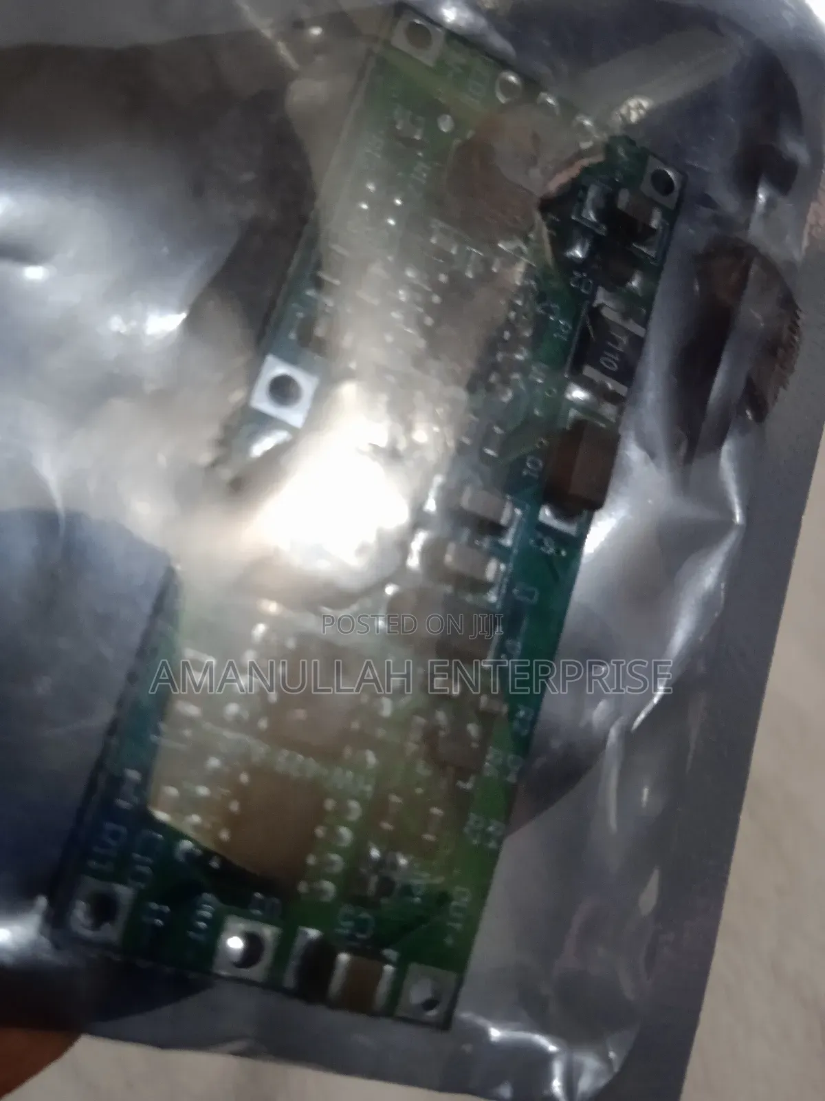 Mini Ups Circuit Board to Provide Backup Power for Devices