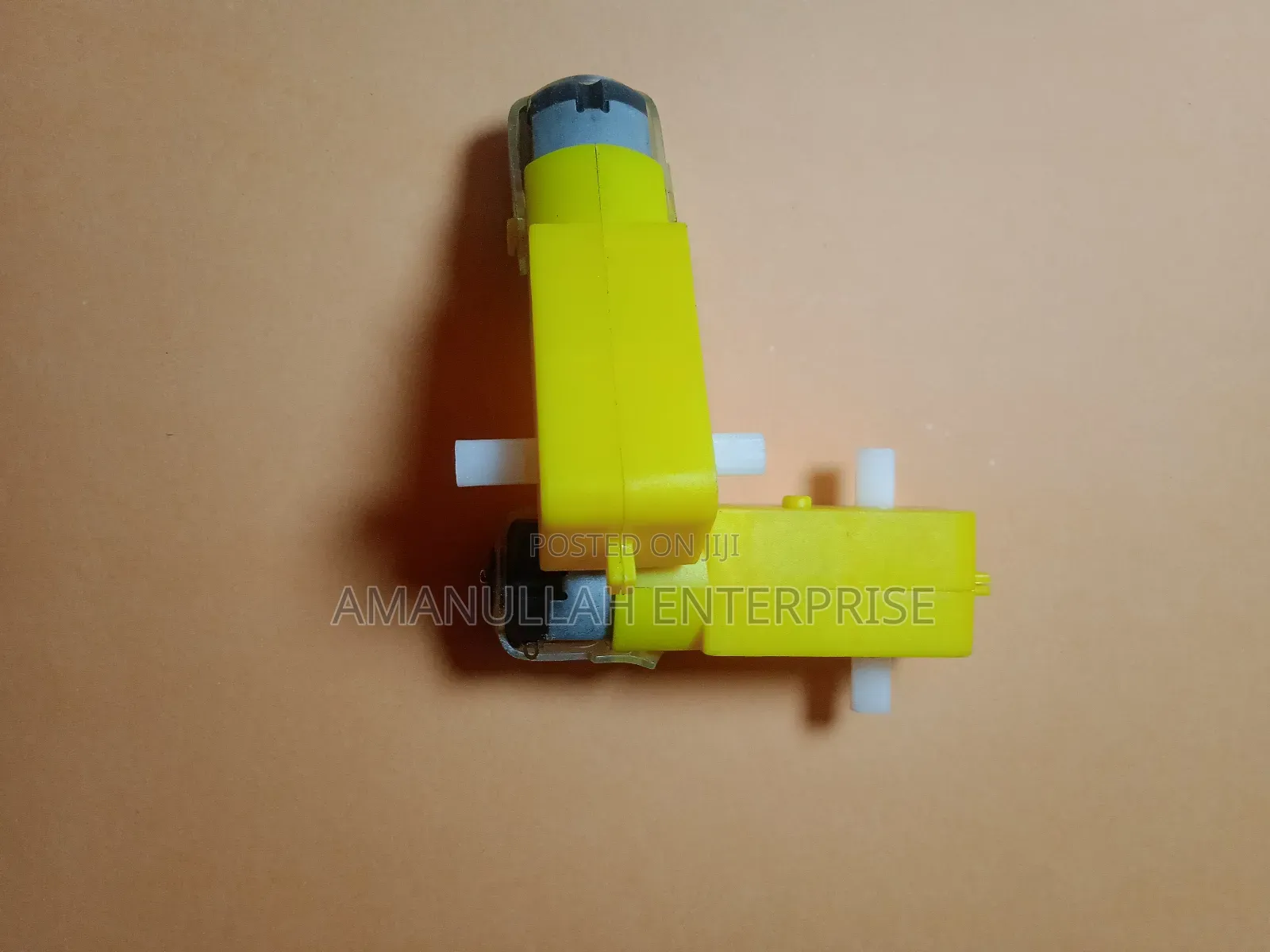 Dc Gear Motor, Which Is a Combination of a Standard Dc Motor