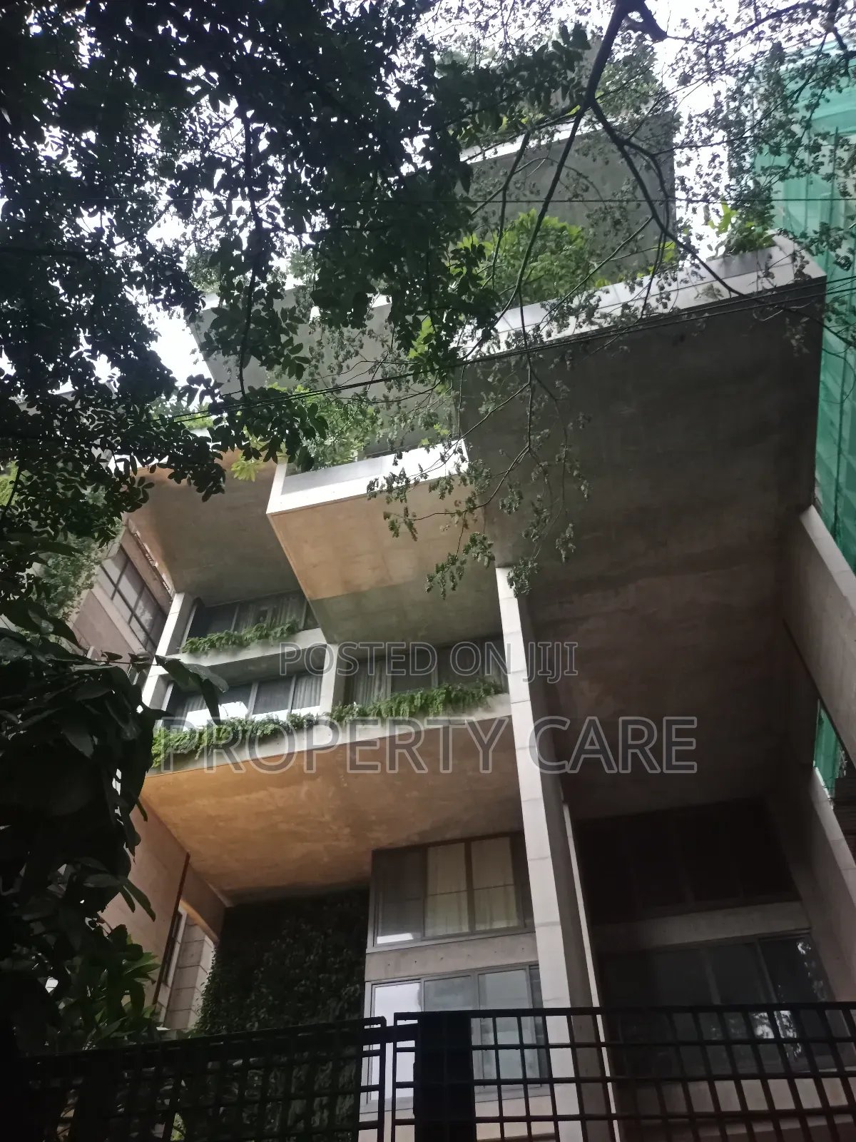 4bdrm Apartment in Gulshan for rent