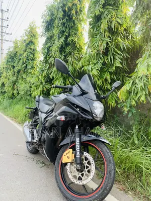 Photo - Suzuki 2016 Black