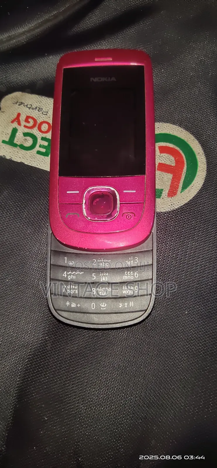 Nokia 2220 slide Pink