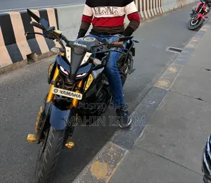 Photo - Yamaha 2024 Blue