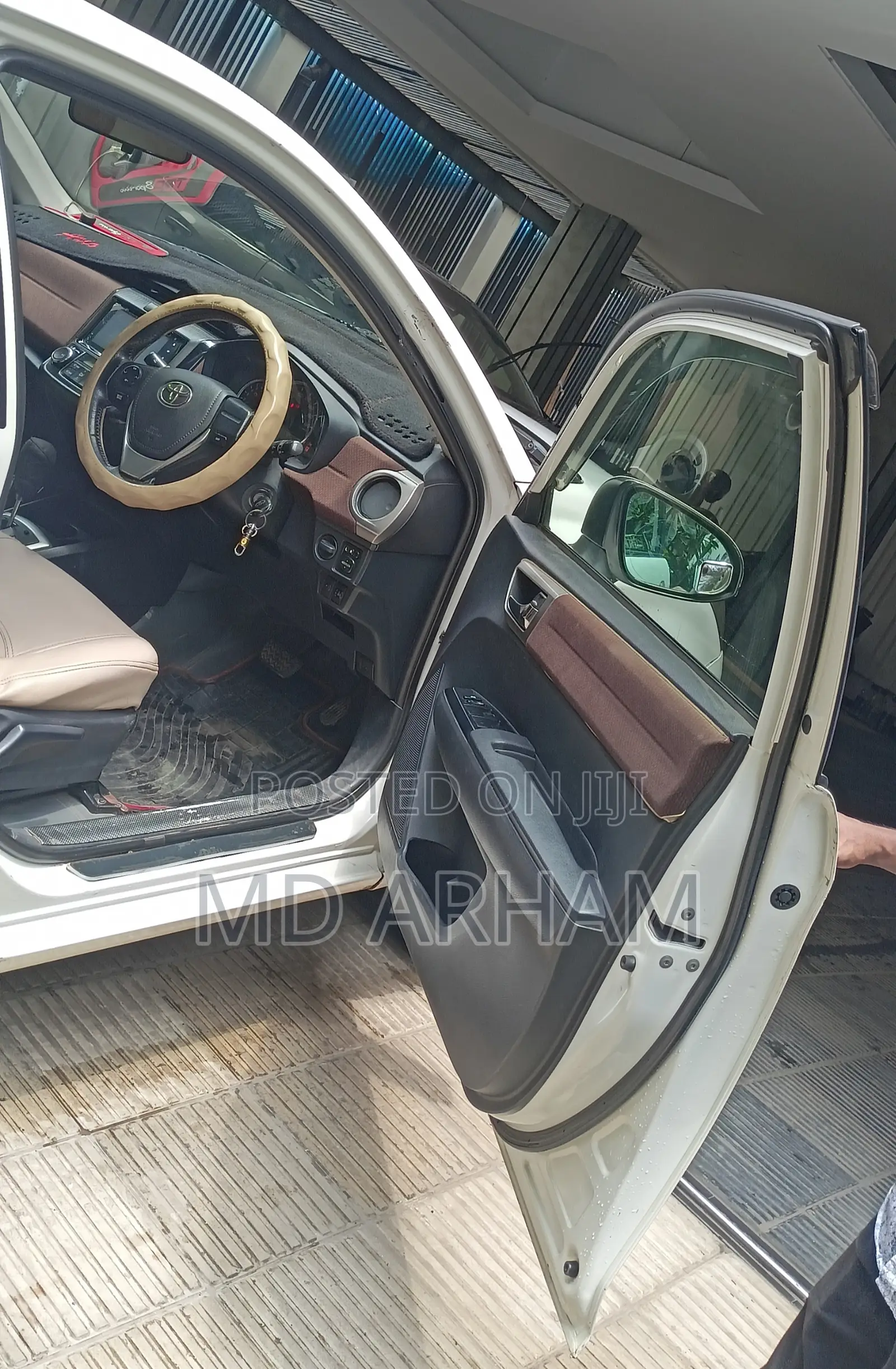 Toyota Axio 1.3 XG 2WD 2013 White