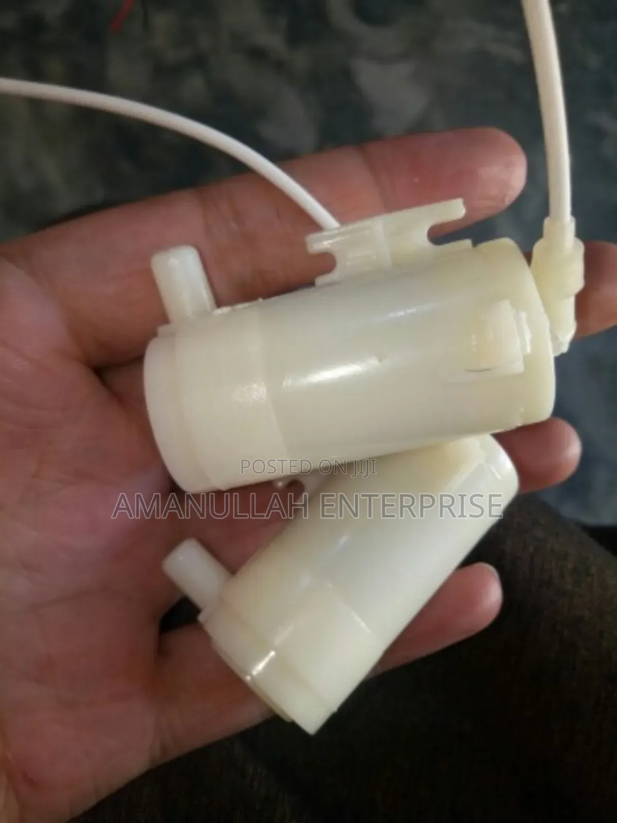 Mini Submersible Water Pump, Designed to Be Fully Submerged.