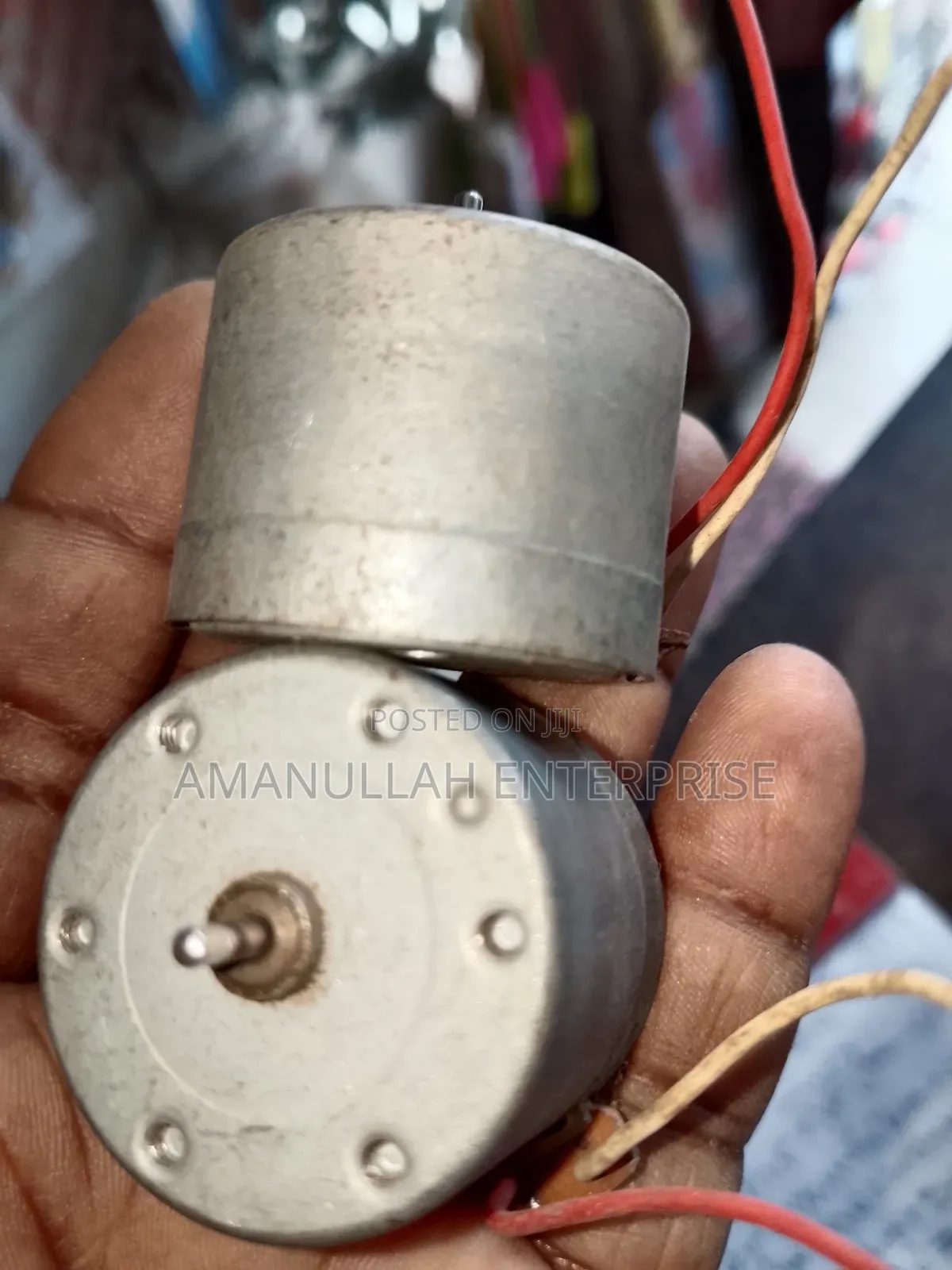 Small, Round Dc Motor Commonly Used in Various Diy Projects,