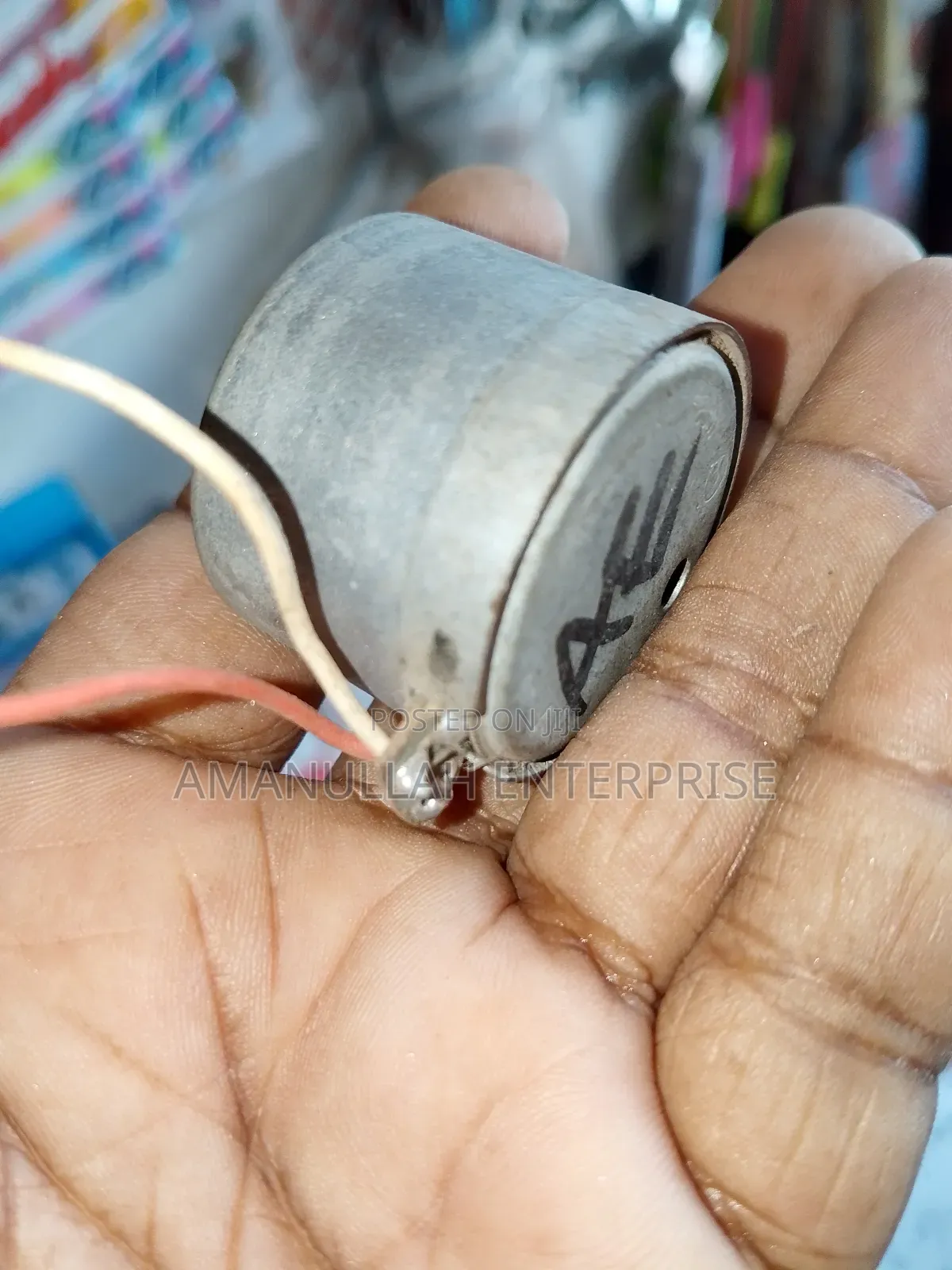 Small, Round Dc Motor Commonly Used in Various Diy Projects,