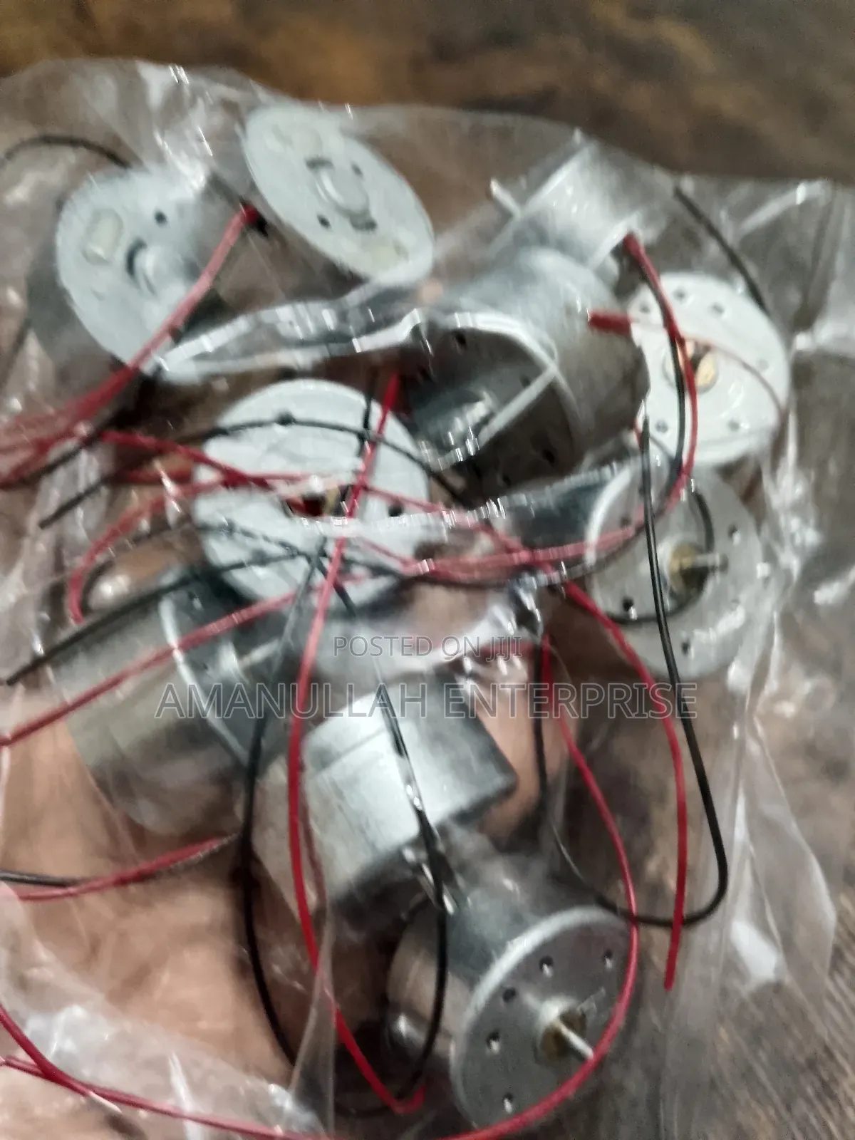 Small, Round Dc Motor Commonly Used in Various Diy Projects,