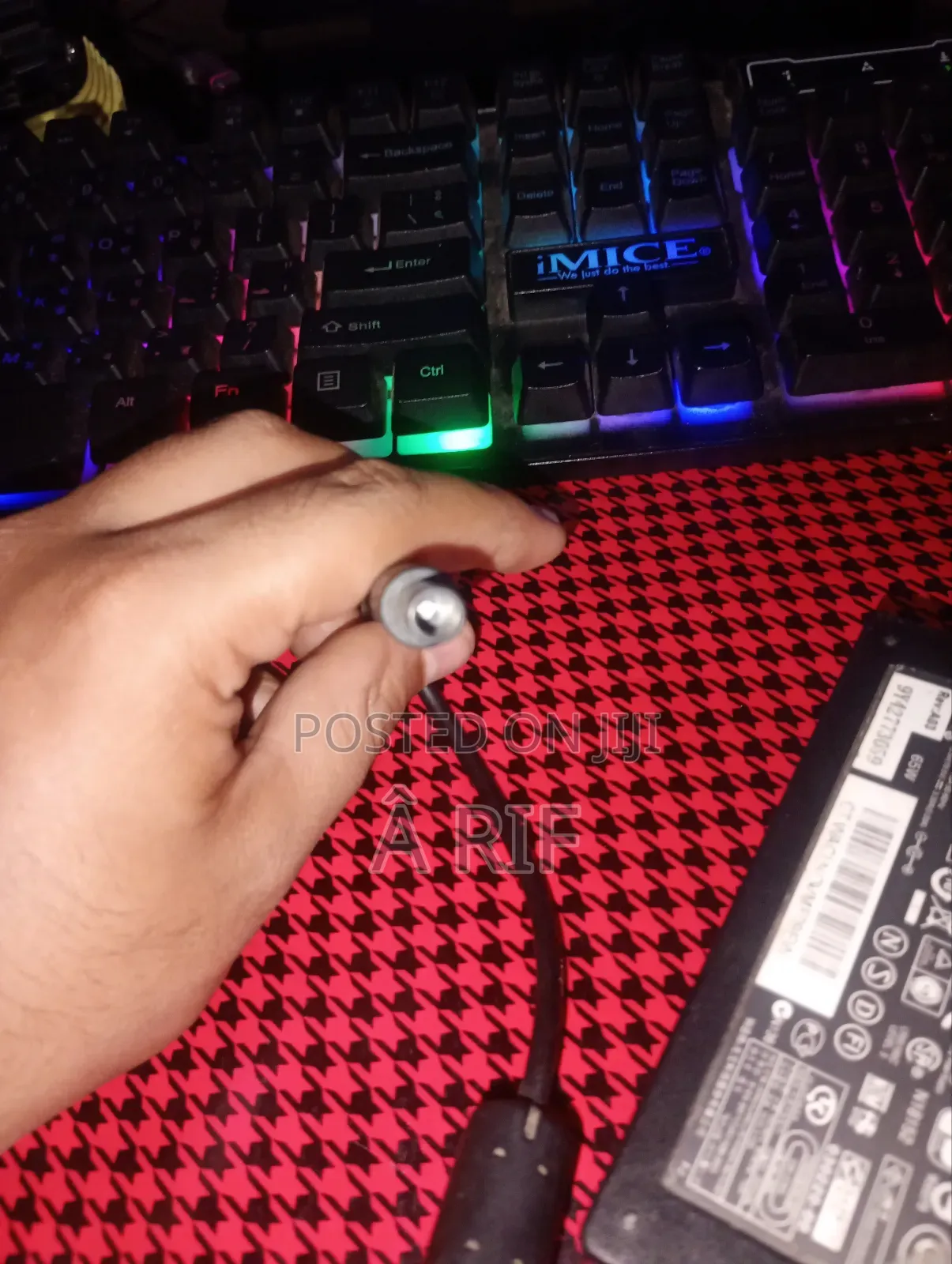 এইচপি এলিট বুক ৬৫ ওয়াট এর চারজার