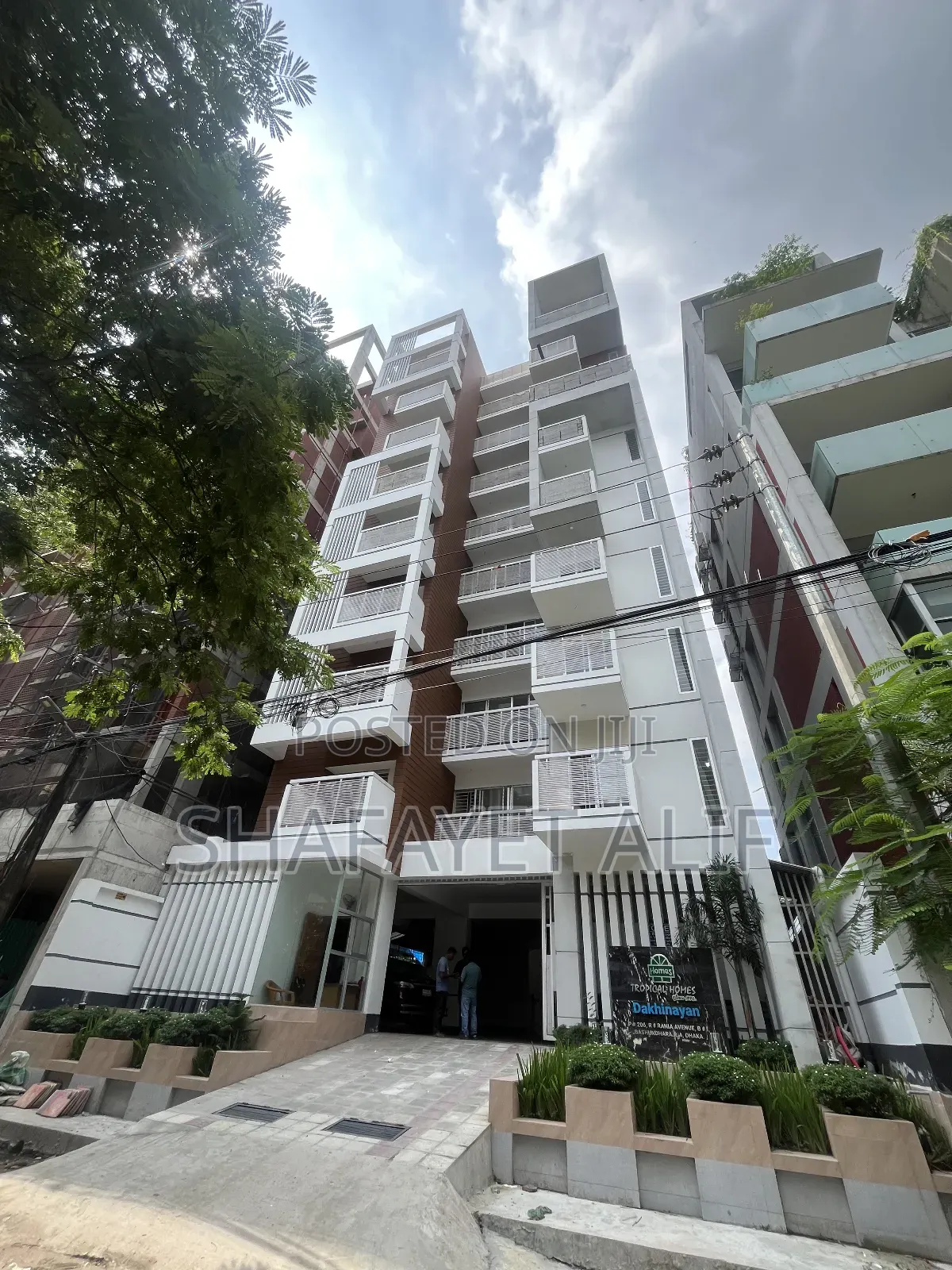 4bdrm Block of Flats in Basundhara I Block for sale