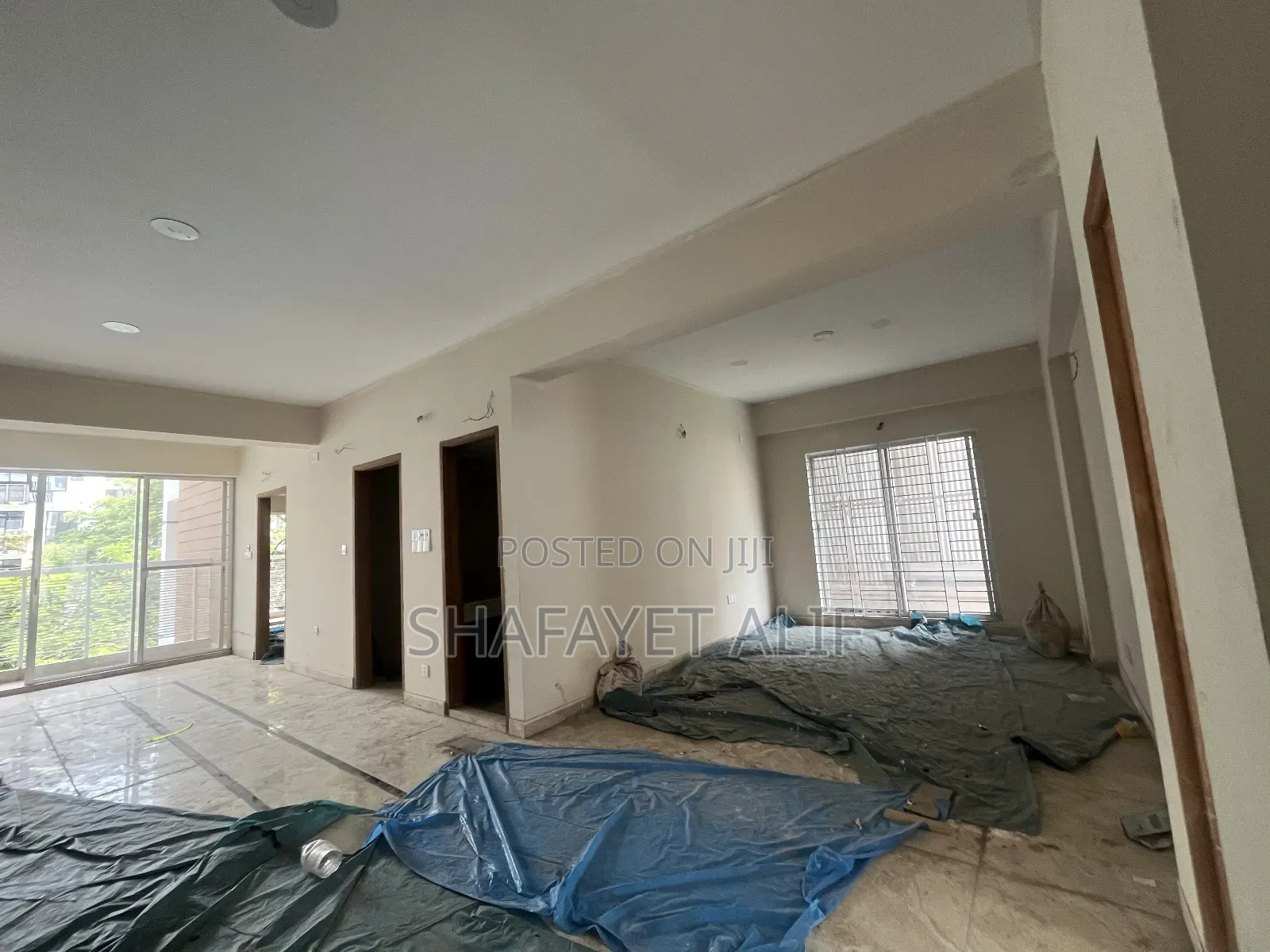 4bdrm Block of Flats in Basundhara I Block for sale