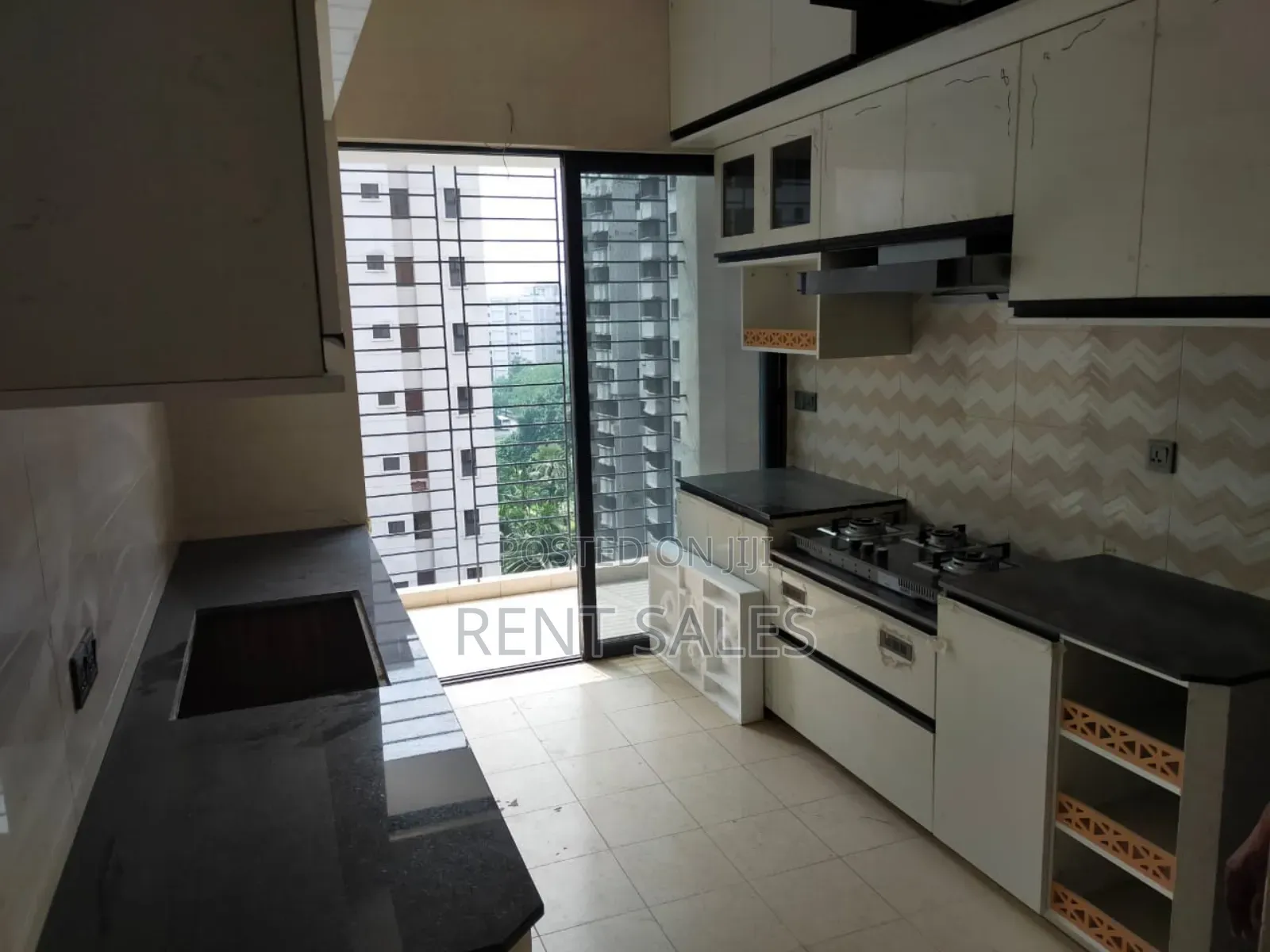 4bdrm Apartment in Gulshan for rent