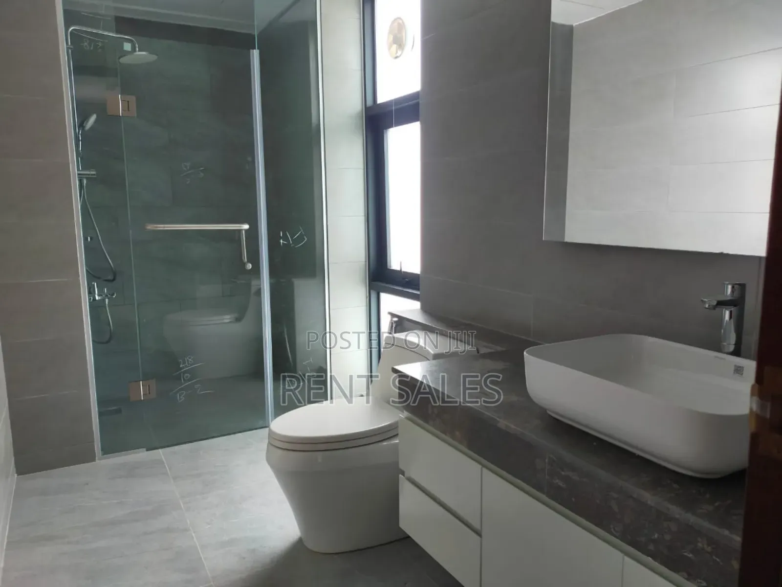 4bdrm Apartment in Gulshan for rent