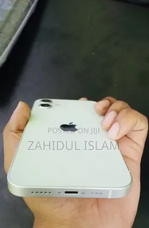 Photo - Apple iPhone 12 128 GB Green