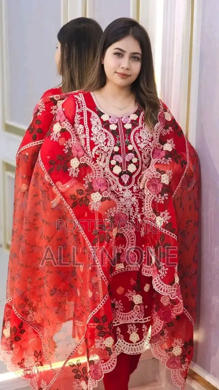 Pakistani Design 4-Piece Sada Bahar Tissue Set