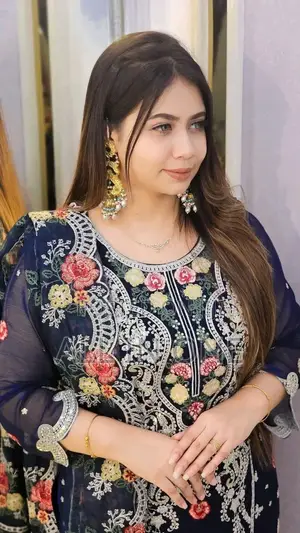 Pakistani Design 4-Piece Sada Bahar Tissue Set