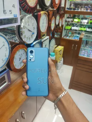 Photo - New OnePlus Nord 2 5G 256 GB Silver