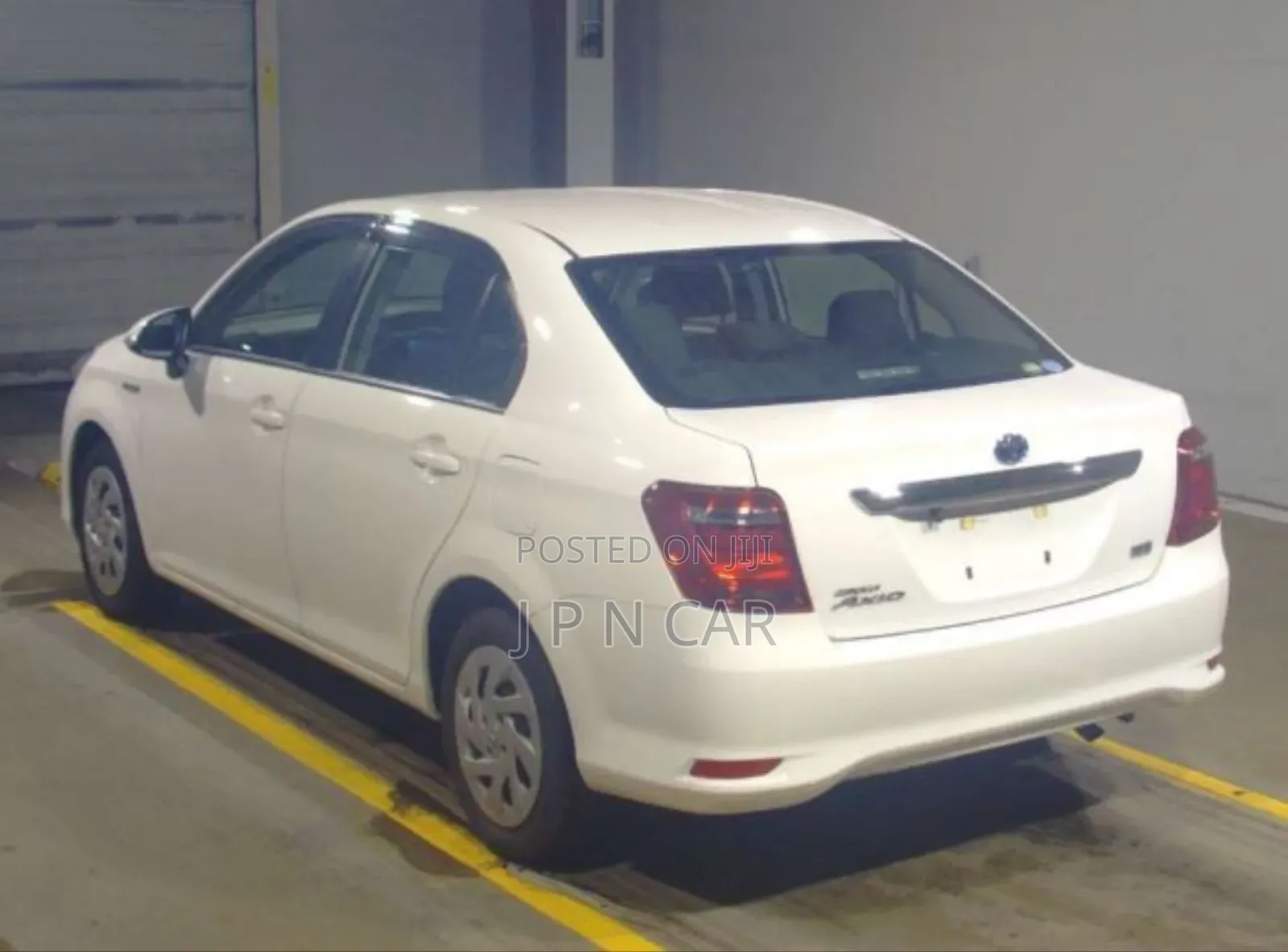 Toyota Axio 1.5 Hybrid 2WD 2020 White