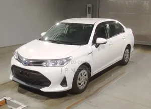 Photo - Toyota Axio 1.5 Hybrid 2WD 2020 White