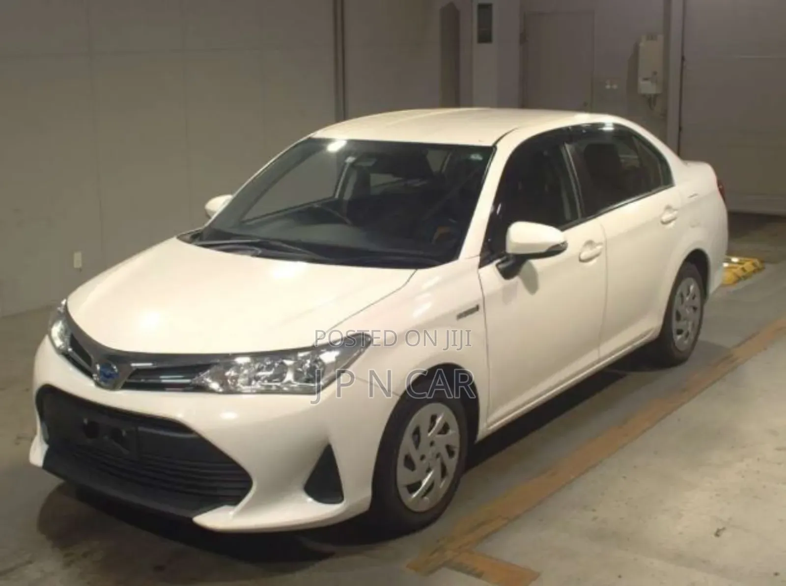 Toyota Axio 1.5 Hybrid 2WD 2020 White