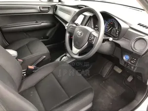 Toyota Axio 1.5 Hybrid 2WD 2020 White