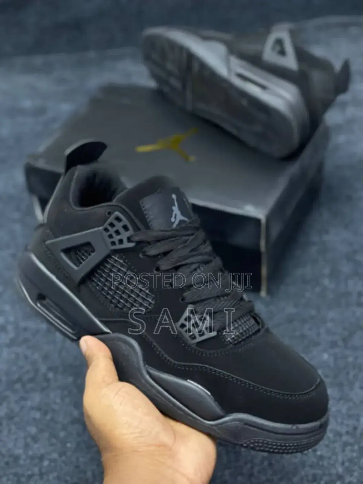 Jordan 4 Military Full Black Edition