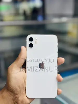 Photo - Apple iPhone 11 128 GB White