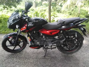 Photo - Bajaj Pulsar 150 2018 Black