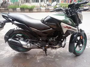 Photo - Honda CB 2020 Green