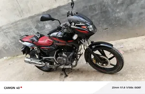 Photo - Bajaj Pulsar 150 2017 Black