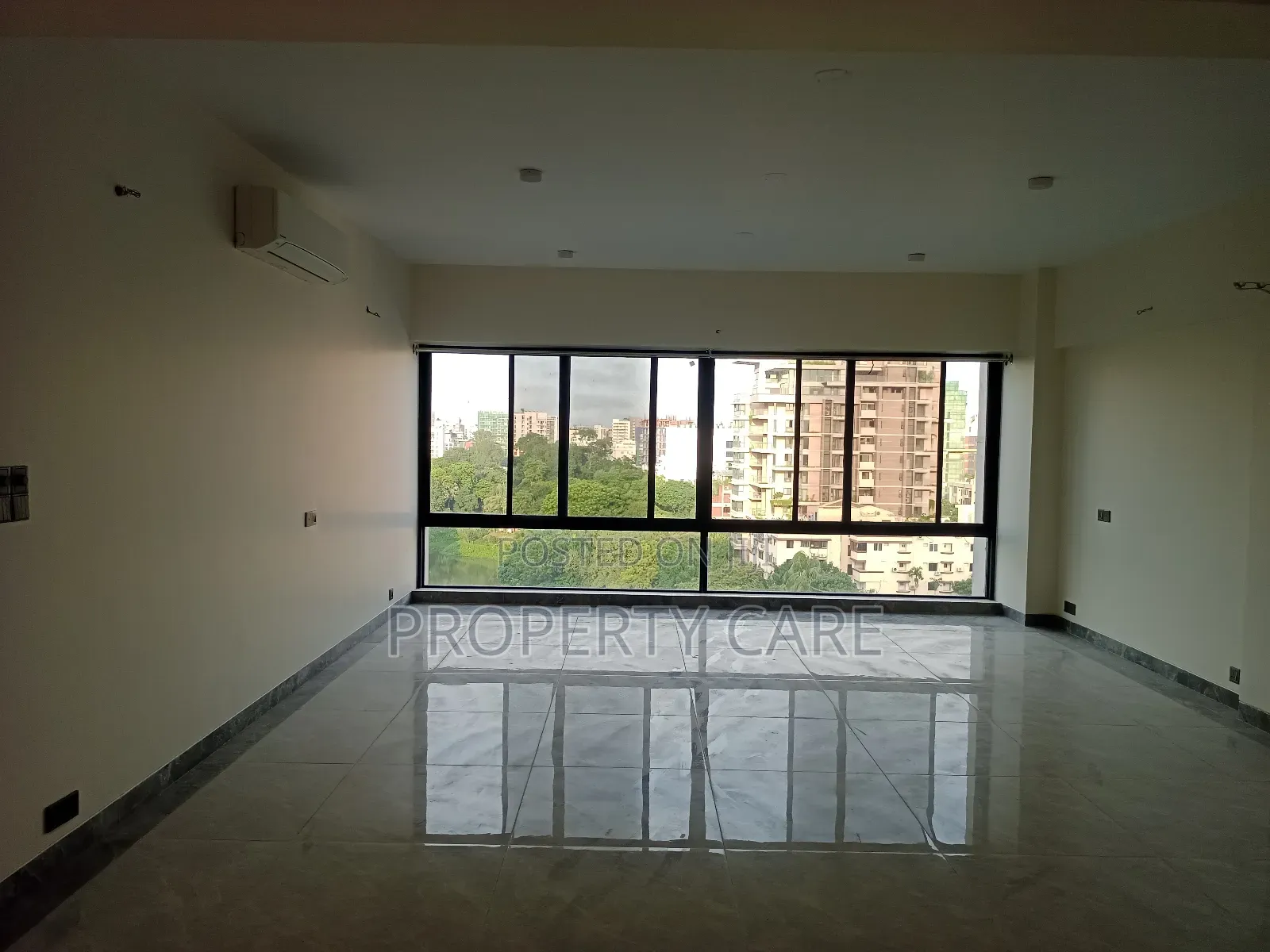 4bdrm Apartment in Gulshan for rent