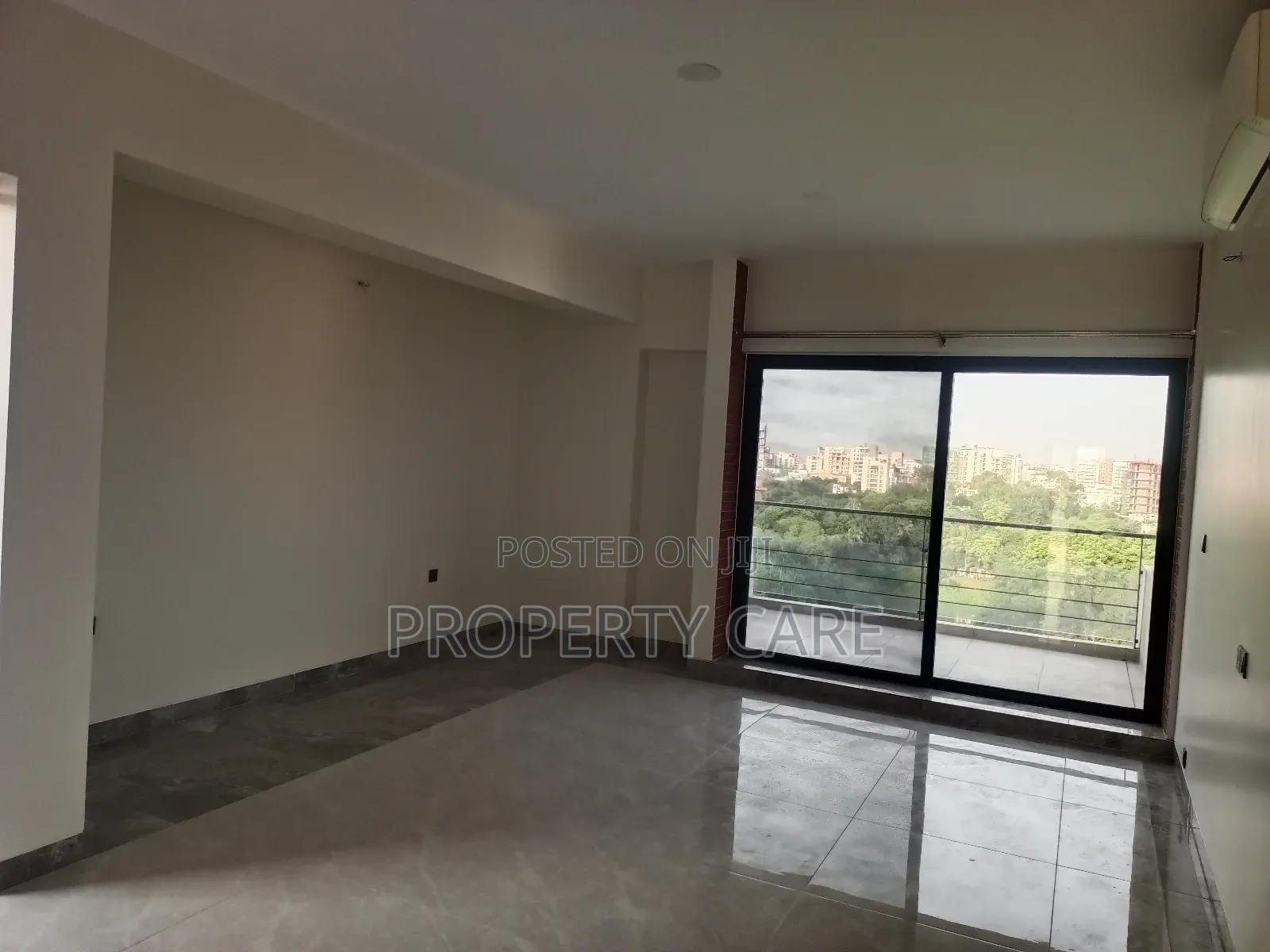 4bdrm Apartment in Gulshan for rent