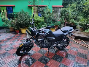 Photo - Yamaha FZ6 2021 Black