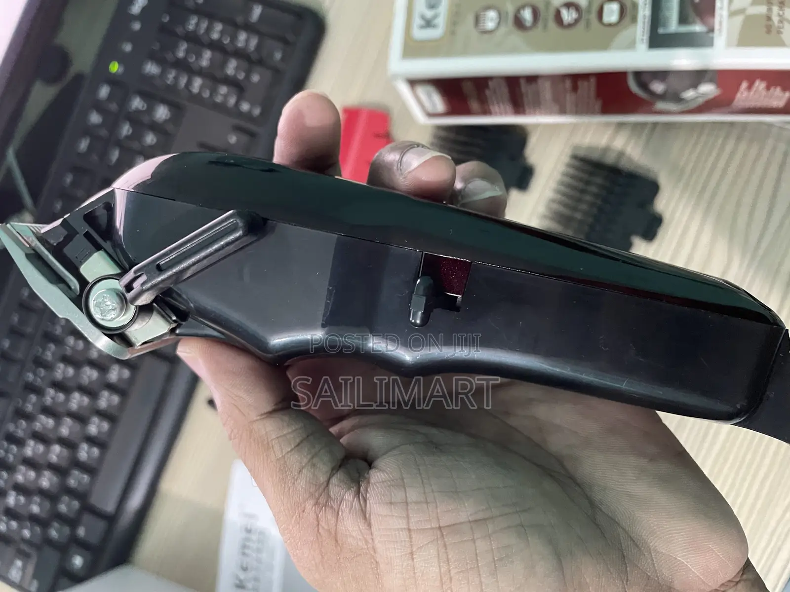 Kemei 2600 Hair Beard Ac-Dc Trimmer