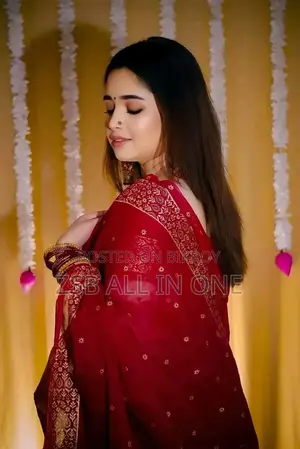 হাফসিল্ক গ্লিটার ওয়ার্ক আফসান প্রিন্ট শাড়ি ব্লাউস পিস সহ H