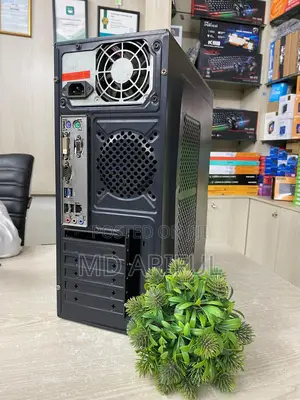 Pc Intel Core I3 ( 4th Gen)_ram 4gb_ssd 120gb