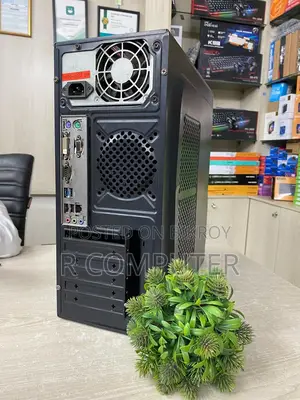 Pc Intel Core I3 ( 4th Gen)_ram 4gb_ssd 120gb