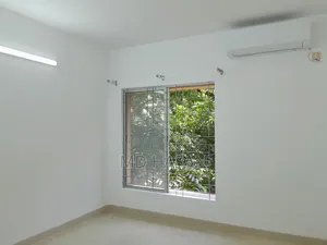 3bdrm Apartment in Semi Furnished for rent