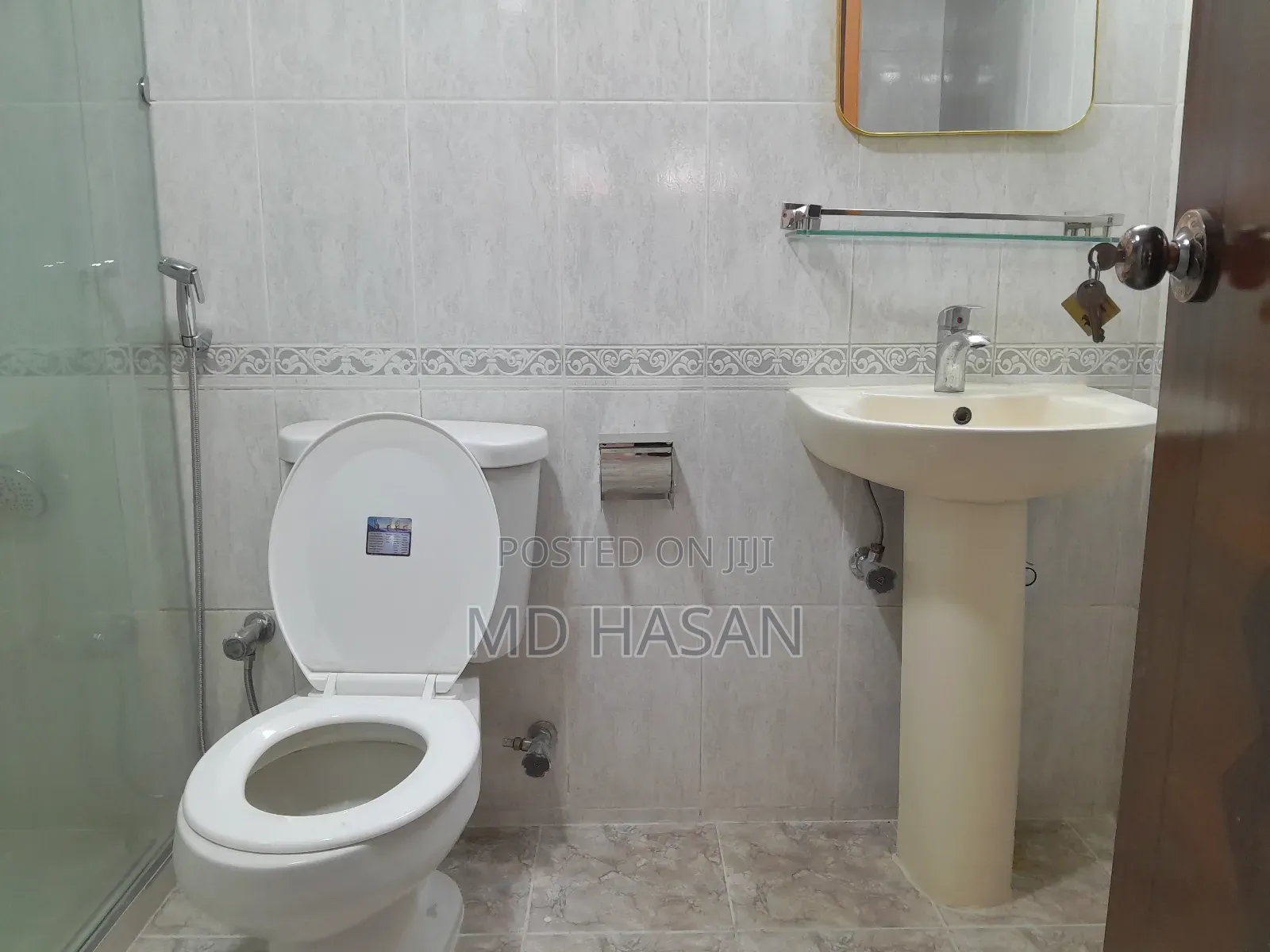 3bdrm Apartment in Semi Furnished for rent