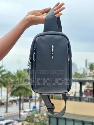 Unisex Crossbody Shoulder Bag – Lightweight Secure