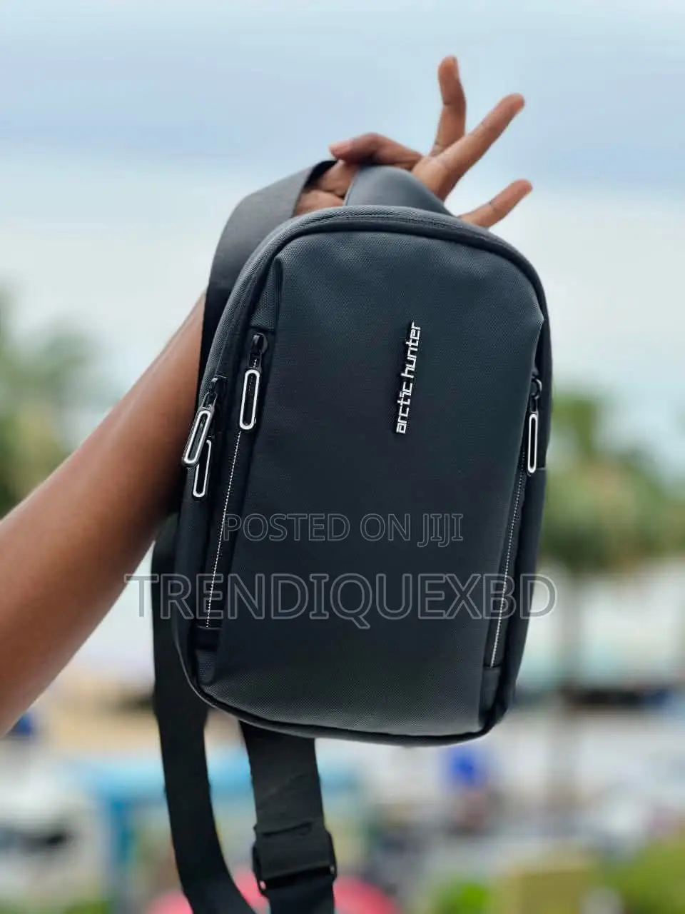 Unisex Crossbody Shoulder Bag – Lightweight Secure