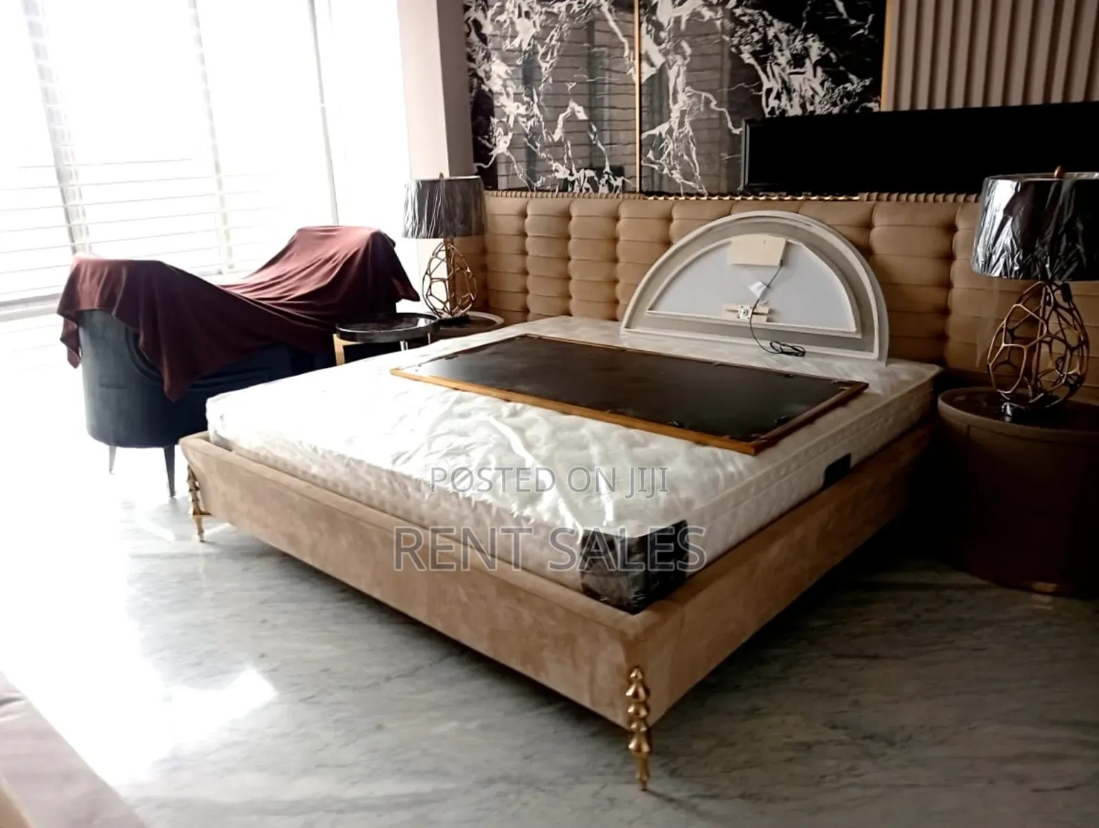 Furnished 4bdrm Apartment in Gulshan for sale