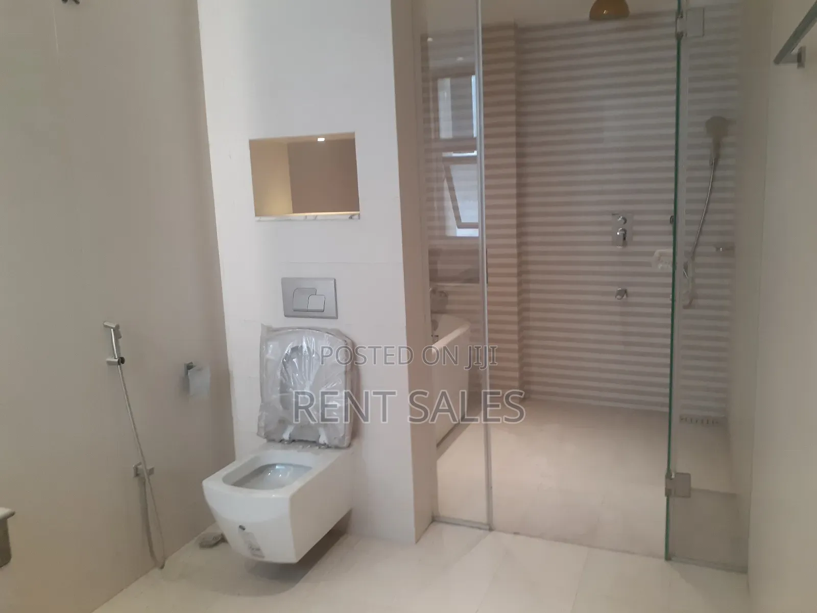 Furnished 4bdrm Apartment in Gulshan for rent