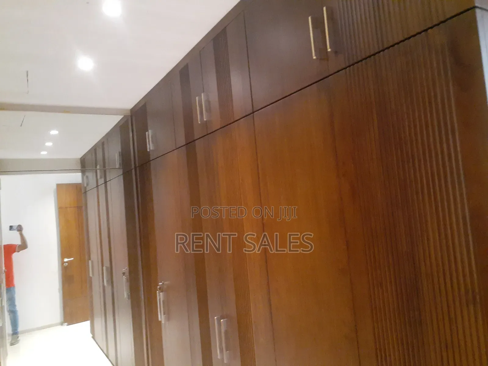 Furnished 4bdrm Apartment in Gulshan for rent