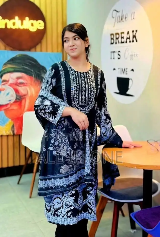 Digital Print Three Piece Ee Uu Oo