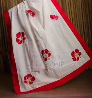 Photo - Hand Print Sharee Juyt Ytujht