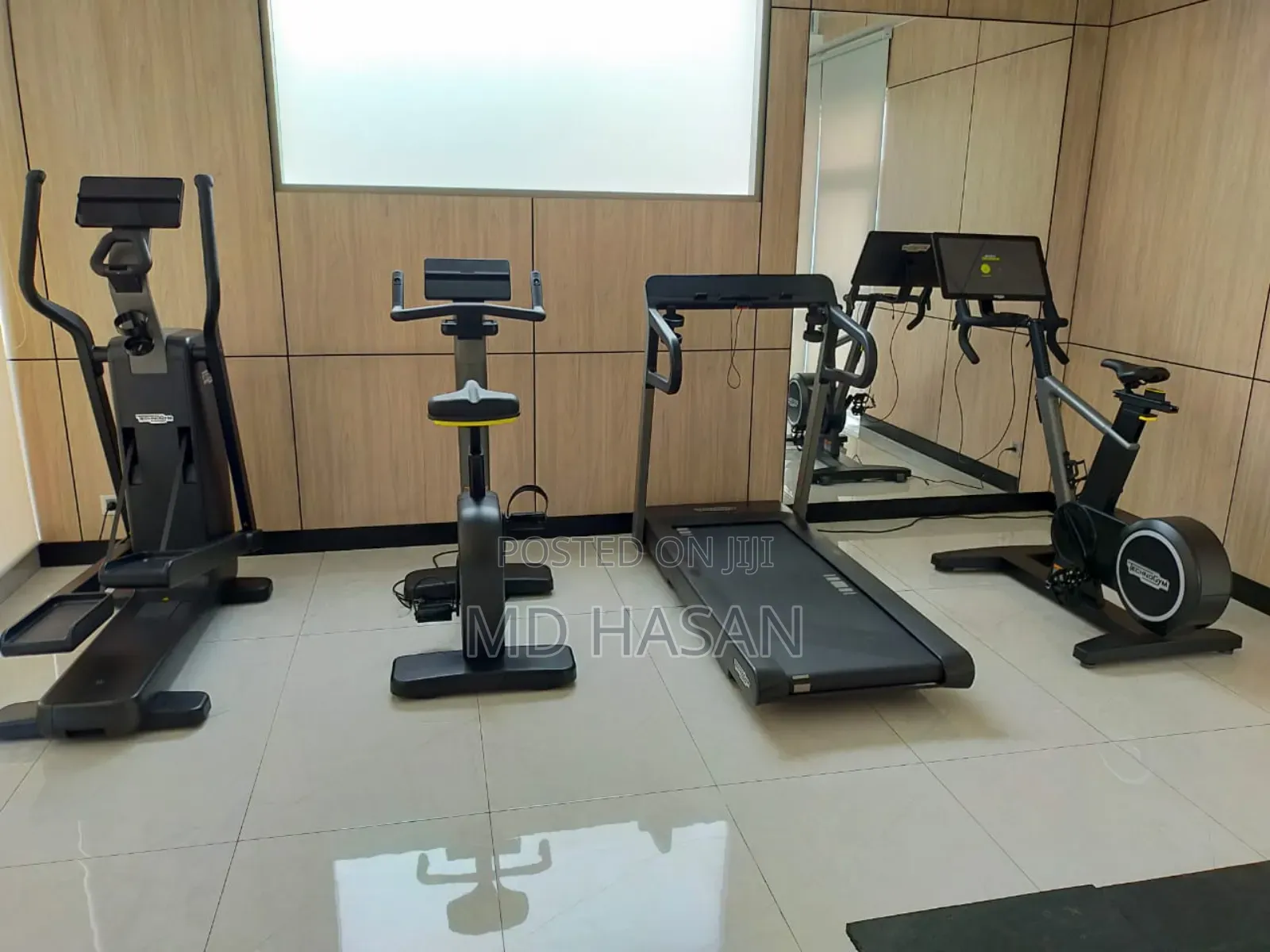 4bdrm Apartment in Gym& Pool Semi for rent