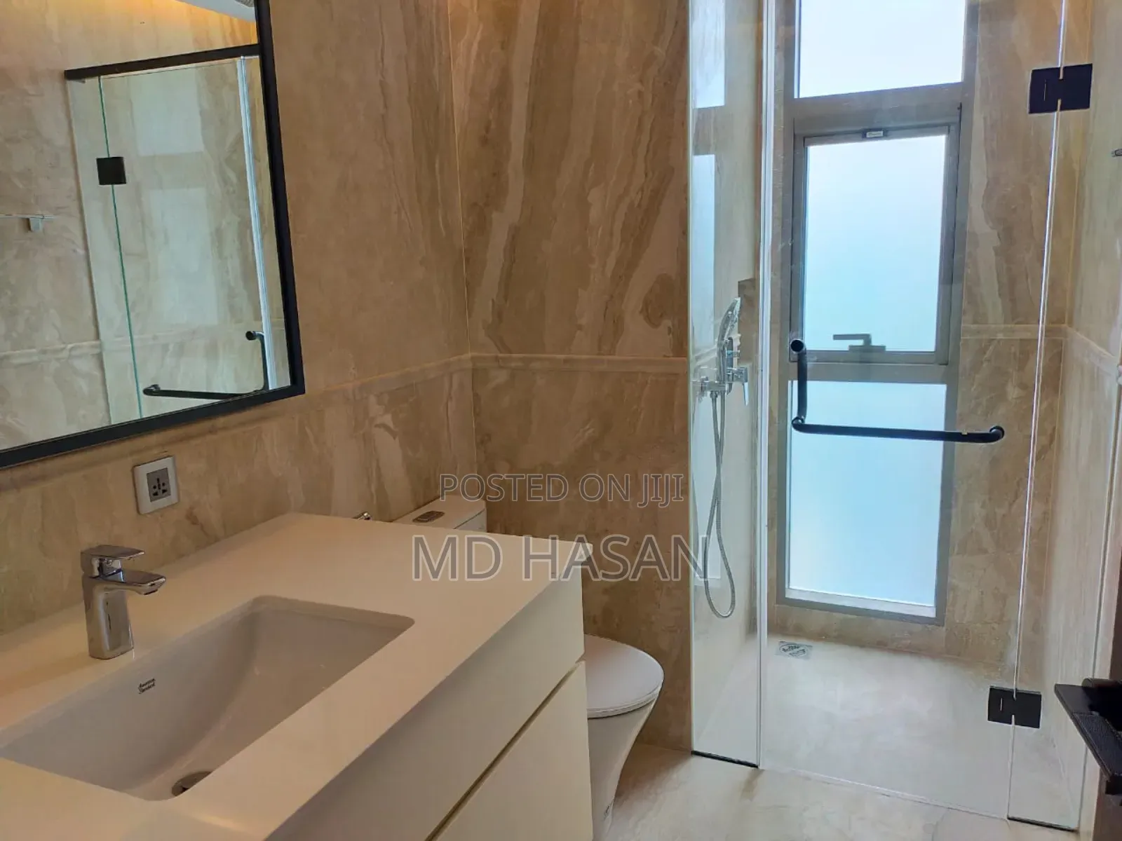 4bdrm Apartment in Gym& Pool Semi for rent