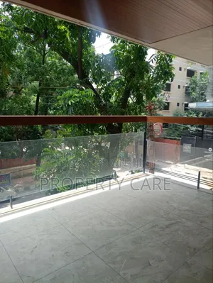 Photo - 4bdrm Apartment in Gulshan for rent