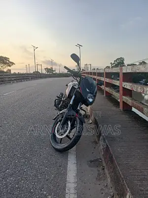 Photo - Bajaj Pulsar 150 2022 Black